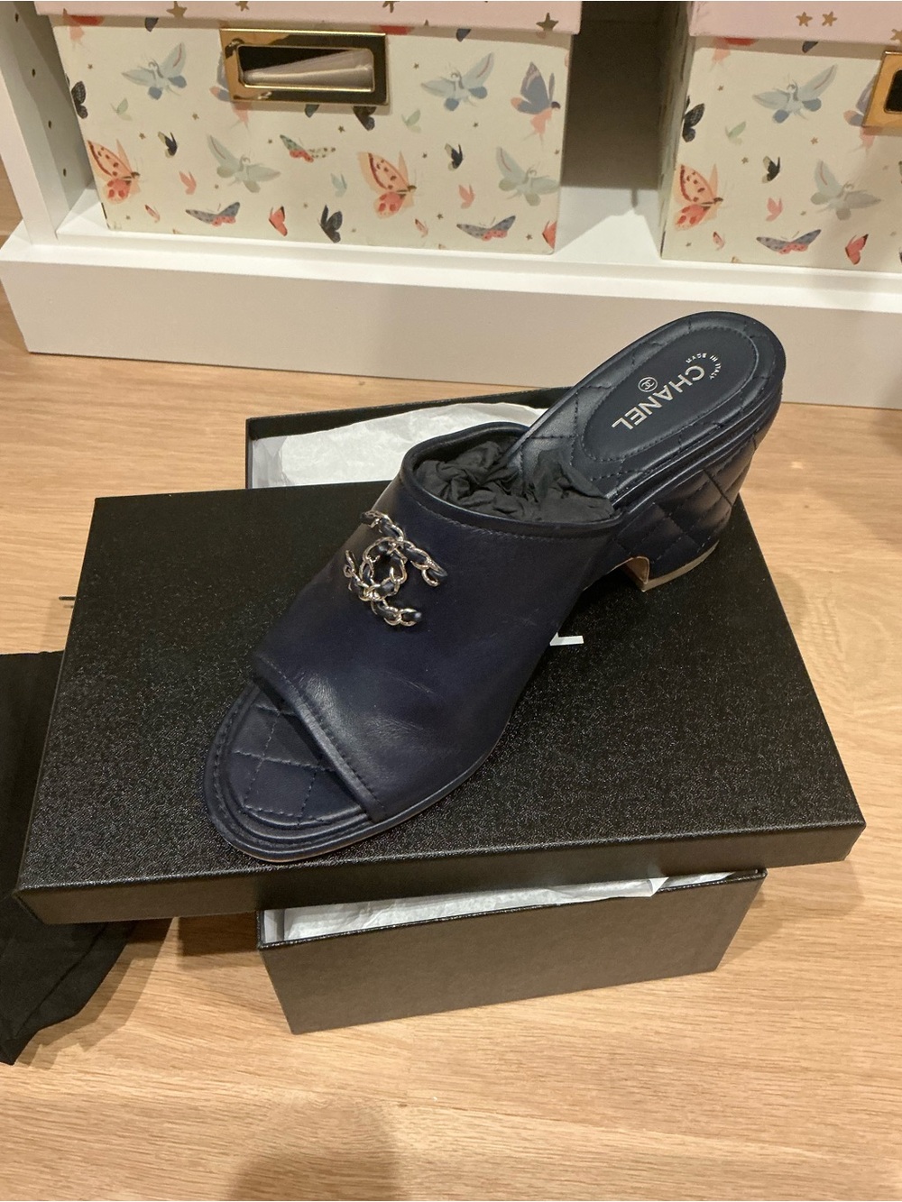 CHANEL Navy Quilted Leather Slide Mule with Silver CC Logo (+box/dust bags)